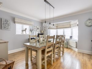 Photo 27- click for photo gallery